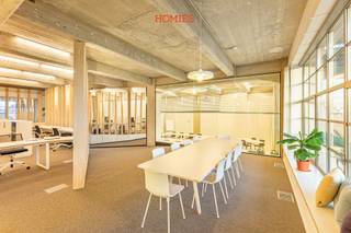 Maak kennis met deze prachtige exclusieve kantoorruimte van maar liefst 305 m2 in de voormalige Henkelfabriek. De site is gelegen in het centrum...