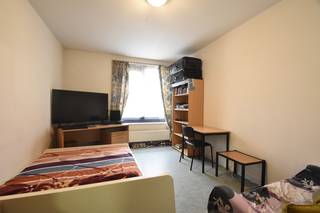 Ontdek deze instapklare studio van 23 m² op een absolute topligging in het bruisende centrum van Brussel.Gelegen op wandelafstand van de Grote Markt,...