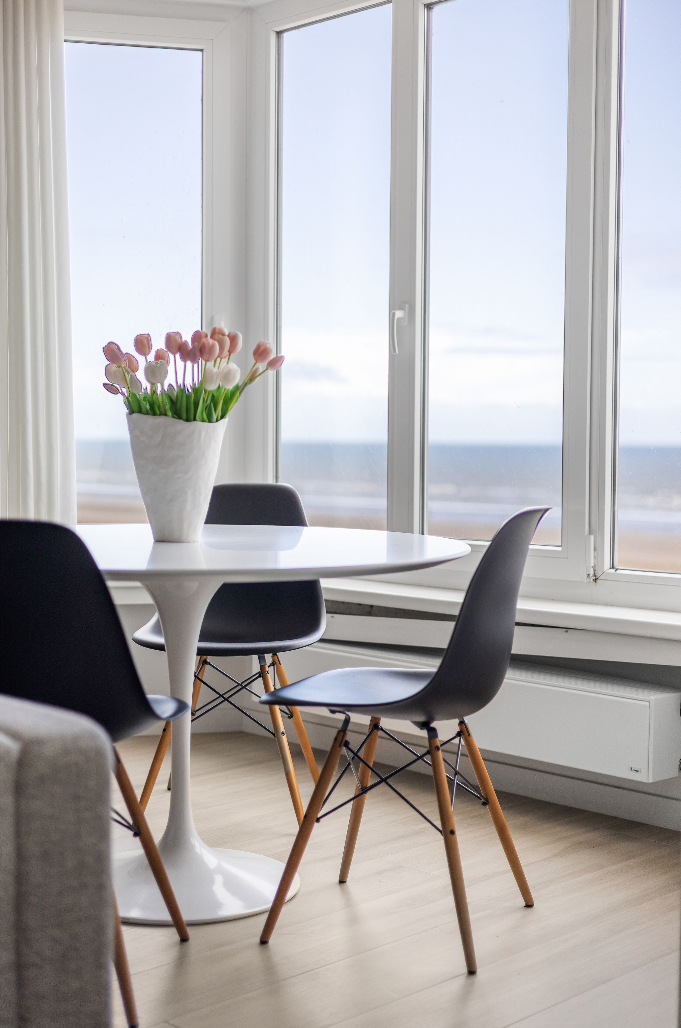 Prachtig gerenoveerd appartement met frontaal zeezicht! - foto 5