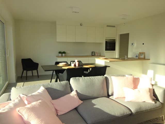 Luxueus afgewerkt appartement gelegen op 1ste verdieping - foto 4