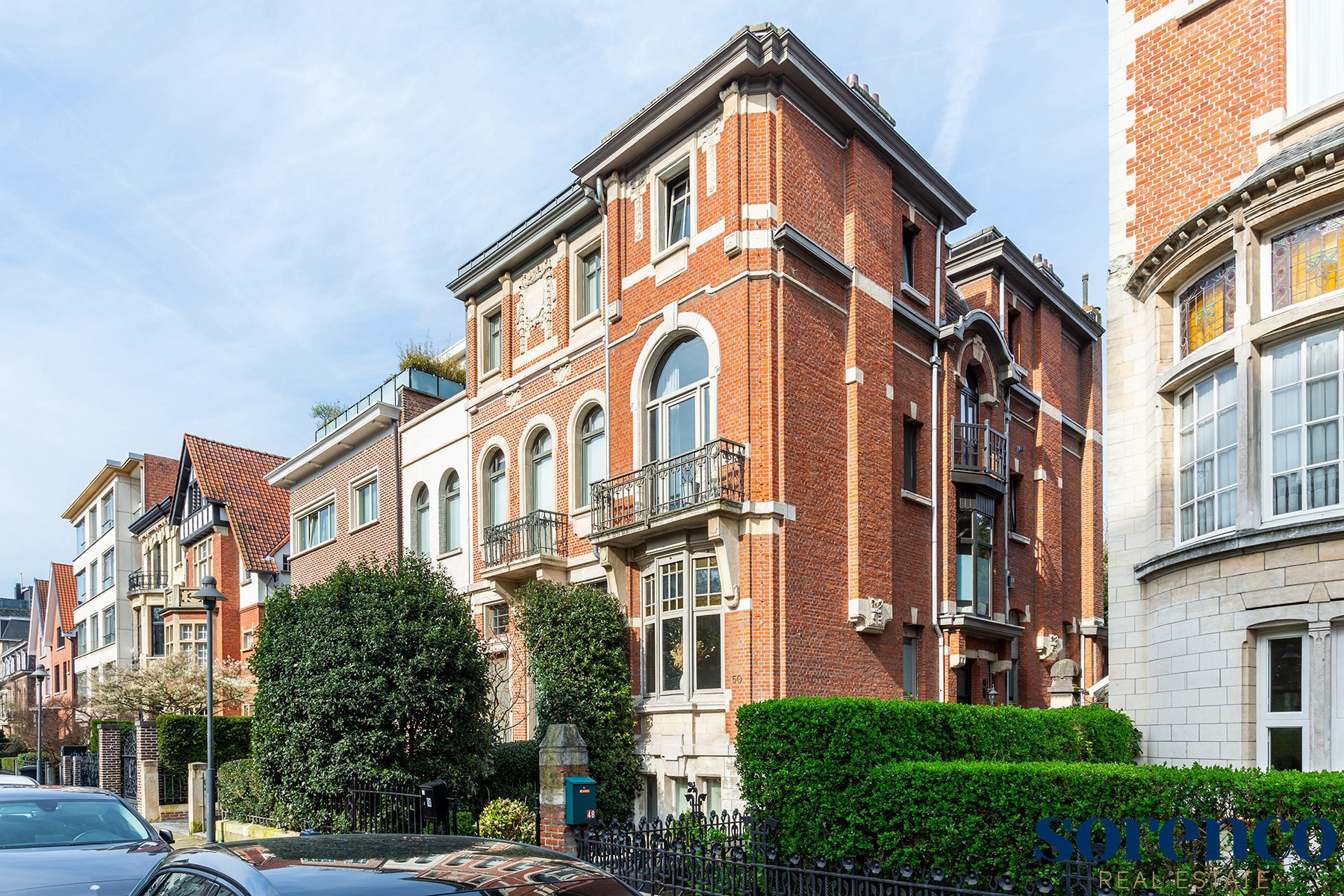 Karaktervolle herenwoning te Van Putlei in Antwerpen  - foto 1