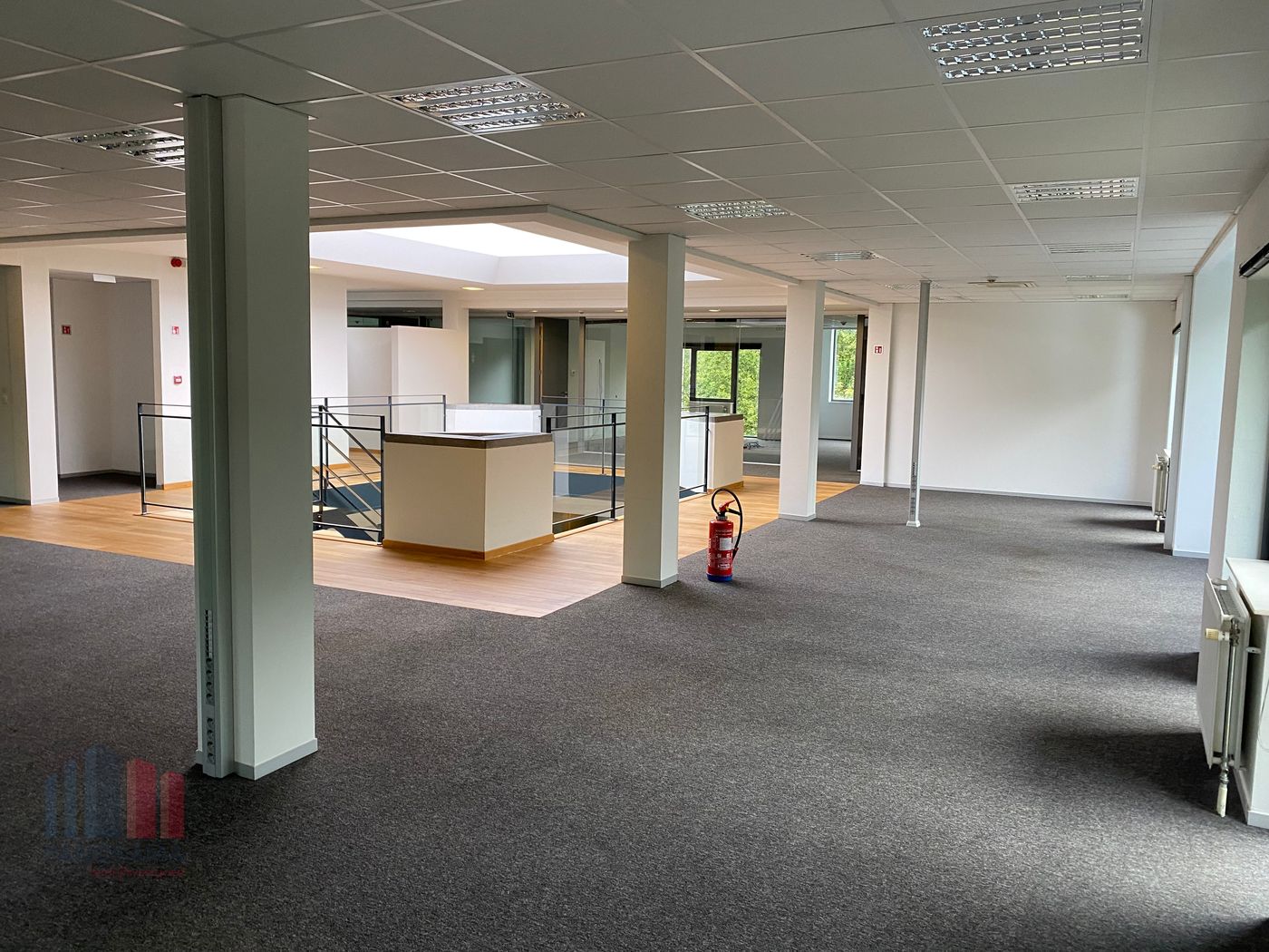 Kantoorruimte van 654 m² met top visibiliteit van de pontbeeklaan (N9) - foto 4