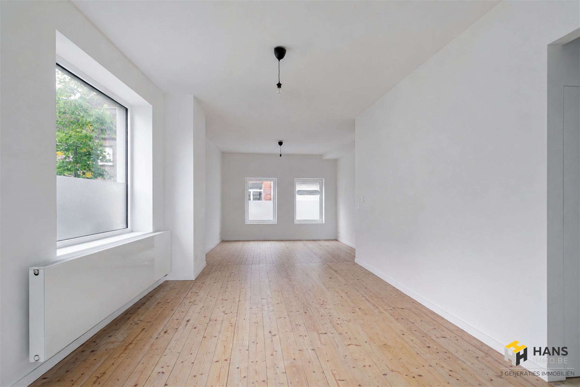 Instapklare woning (220 m²) met 3 slaapkamers en zuid-georiënteerde tuin (51 m²) in Rumst. - foto 4