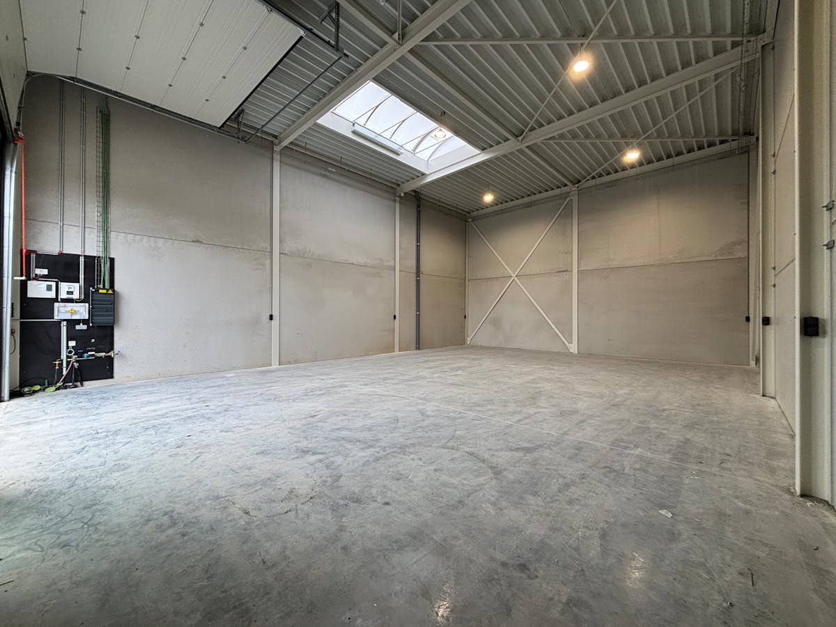 KMO-unit van 150 m² te huur in Heros KMO-park te Hasselt - foto 3