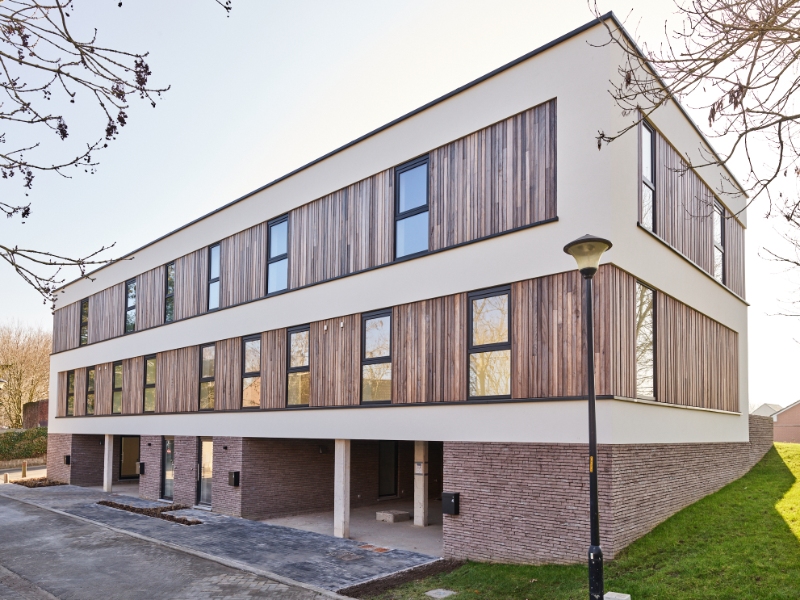 Instapklare gezinswoning met tuin in hartje Kieldrecht - foto 1