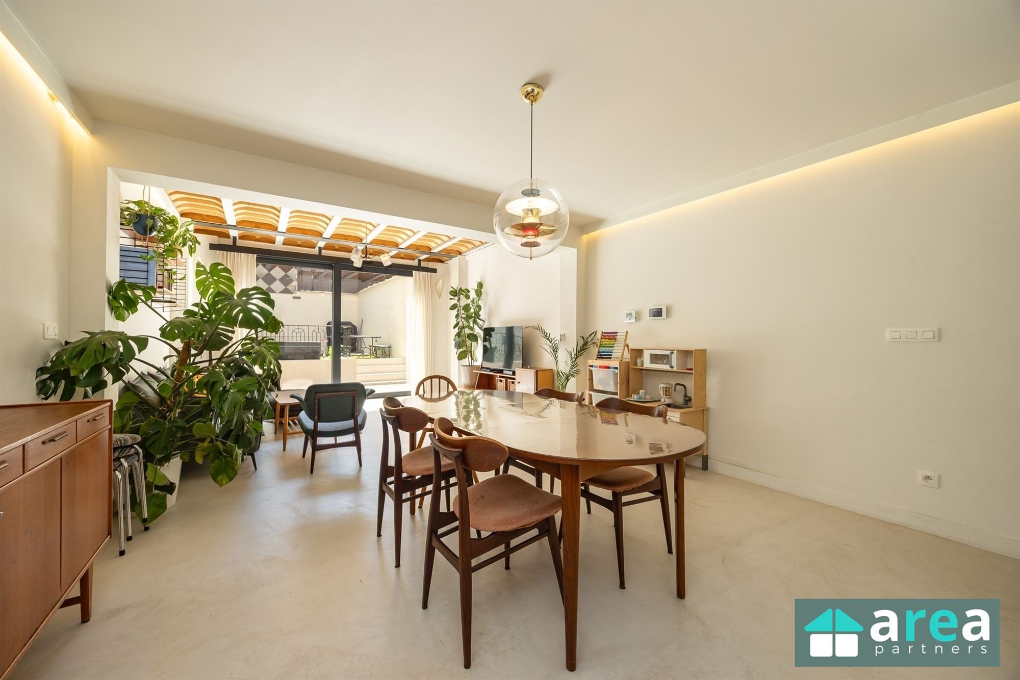 Energiezuinige (B) woning met 4 slpk en tuin! - foto 4