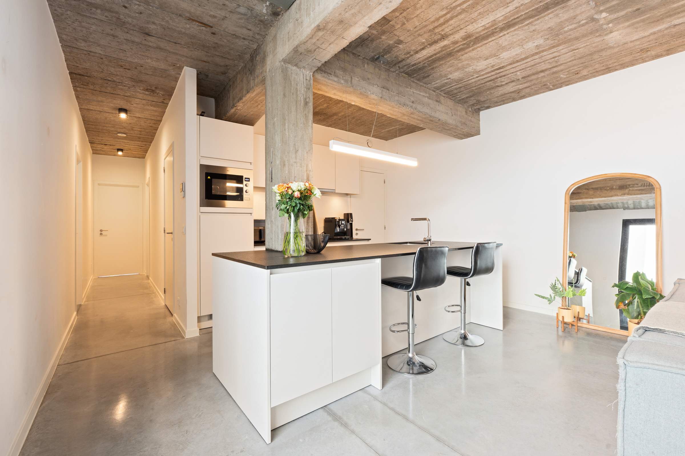 Apartment for sale in Sint-Niklaas with 2 bedrooms - photo 4