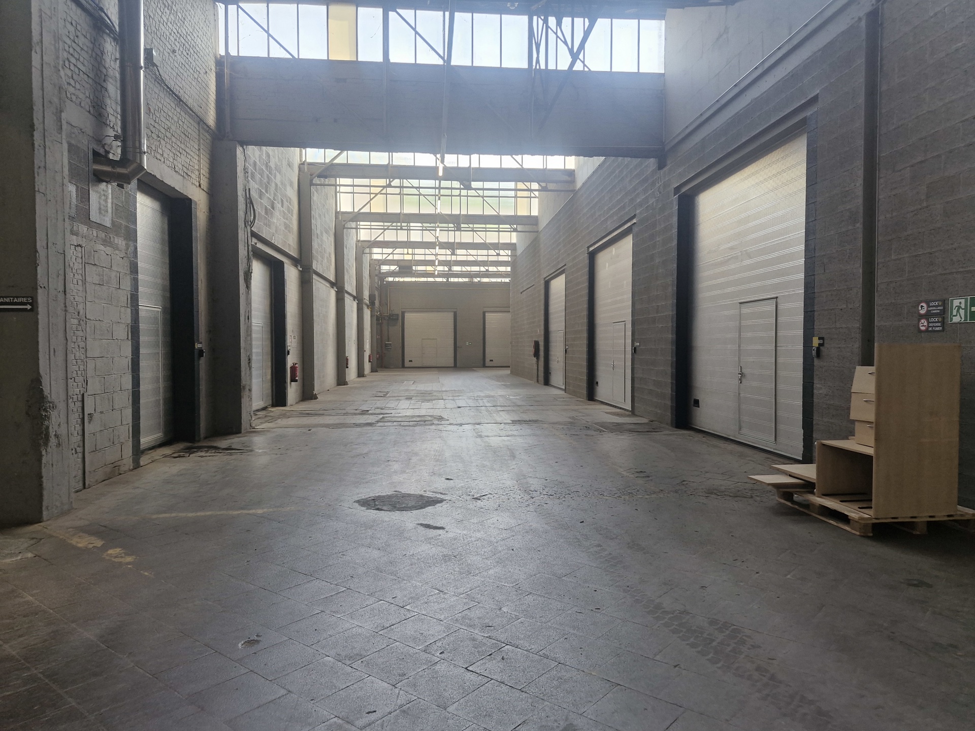 Magazijn te huur – 120 m² – Saint-Servais - foto 2