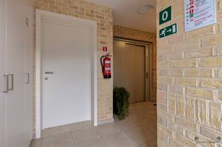 Ontdek dit prachtige appartement in Mol, met een bewoonbare oppervlakte van 100m². Dit charmante pand heeft 2 ruime slaapkamers en een...