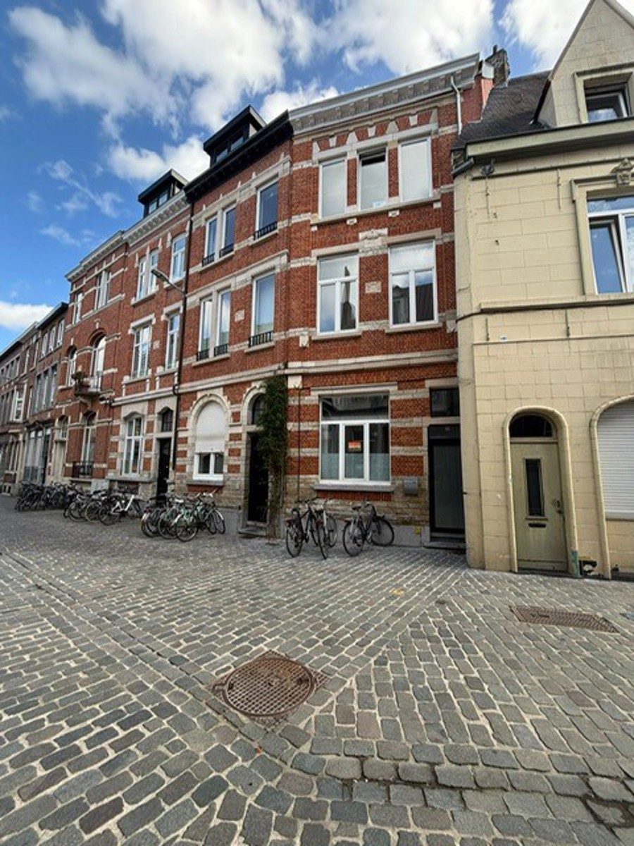 House for sale in Leuven with 8 bedrooms - photo 2