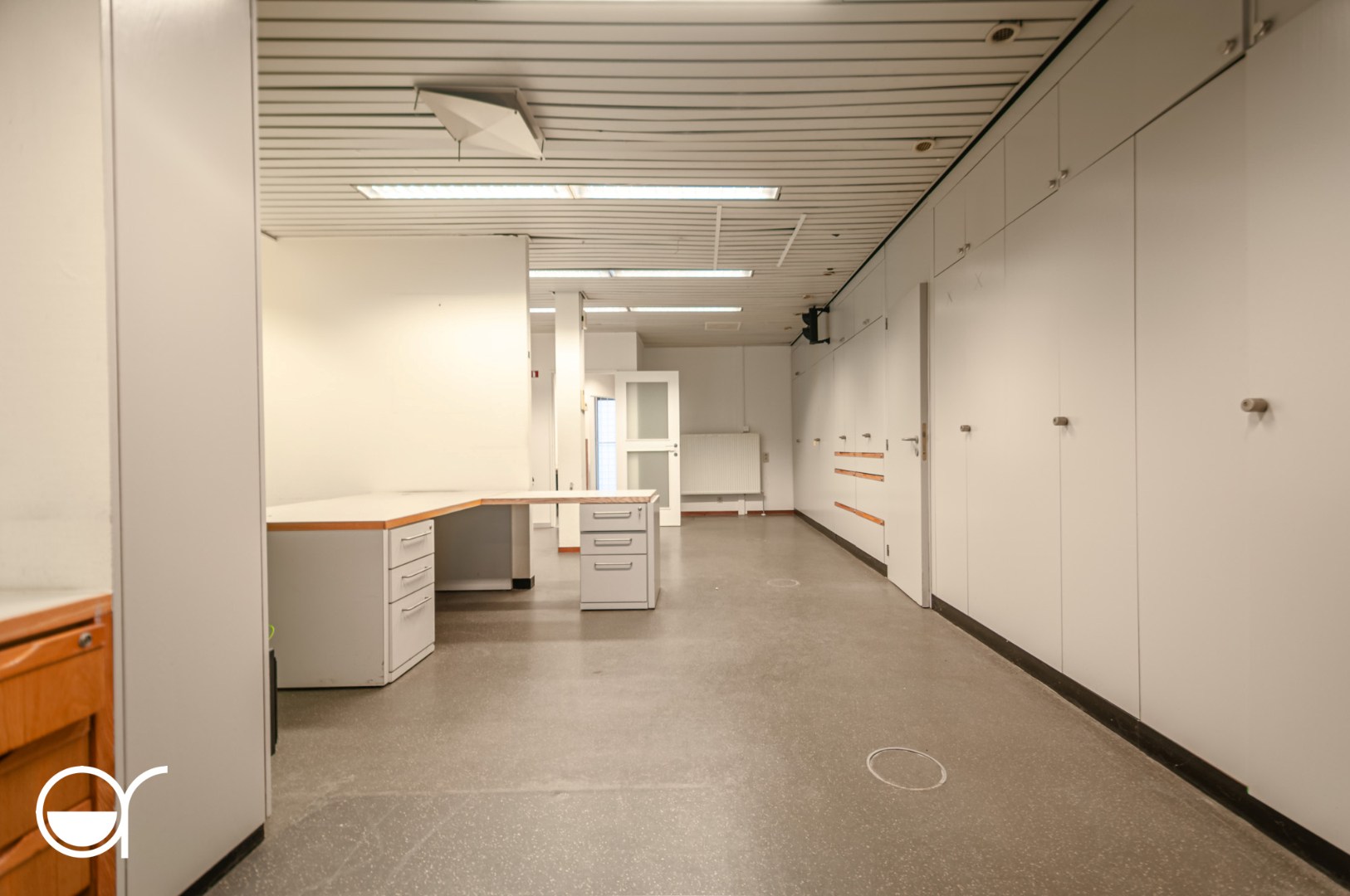 Multifunctioneel gebouw in het centrum van Kaprijke - foto 4