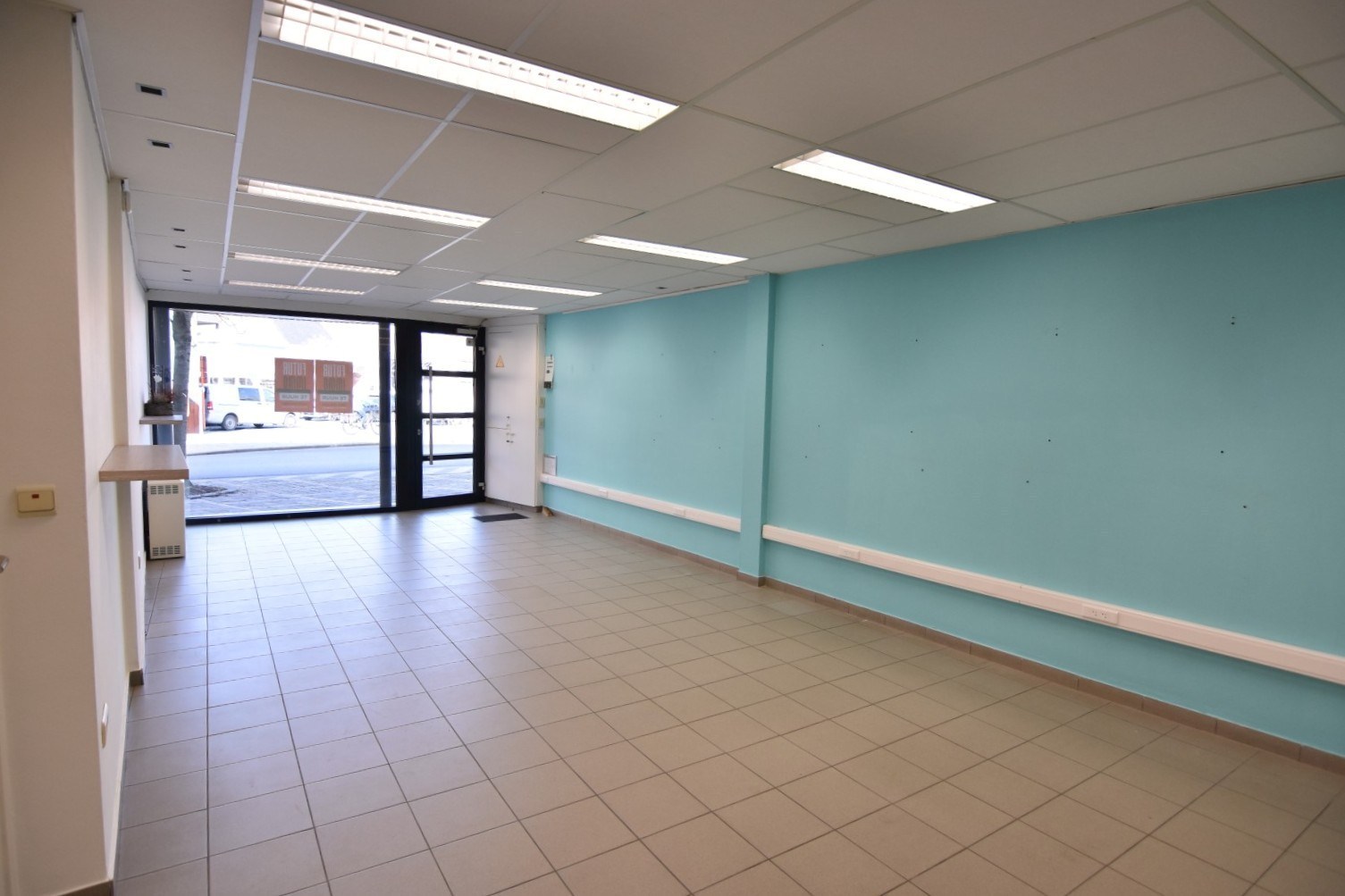 Handelsgelijkvloers (90m²) op topligging in Rumbeke - foto 3