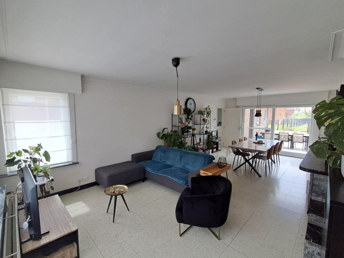 Alleenstaande woning met 5 slaapkamers op 843m². - foto 4