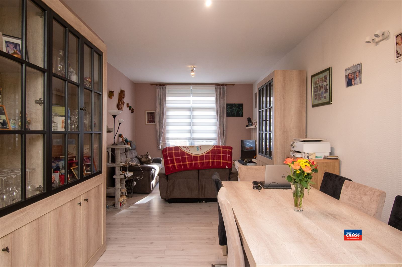 Rijwoning met drie slaapkamers en tuin - foto 2