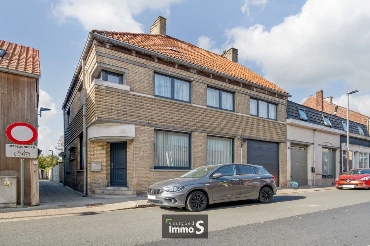 Te renoveren woning in Alveringem - photo 2