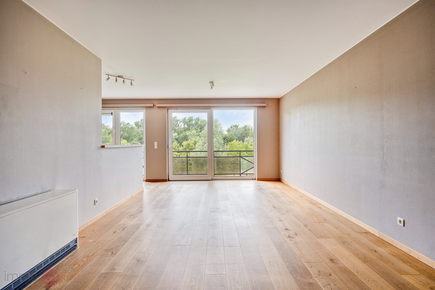 Ruim en lichtrijk appartement met twee terrassen en uitzicht op het Vijverpark aan de rand van Anderlecht 🌿 - foto 4