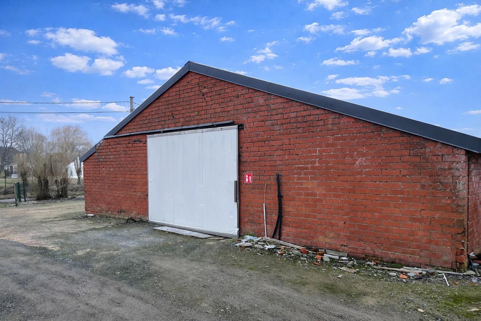 Commercial for rent in Lichtervelde - photo 2