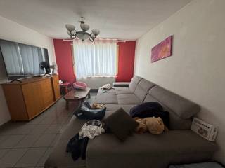 Op te knappen woning in open bebouwing zonder renovatieverplichting, gelegen aan de Weg naar Zwartberg, in de buurt van het...