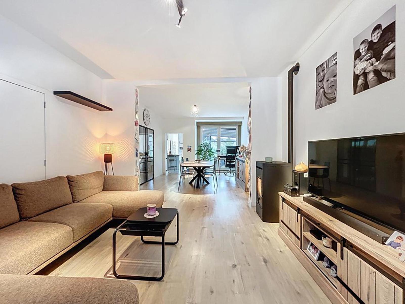 Statige burgerwoning (halfopen) met 4 slpks en tuin - foto 3