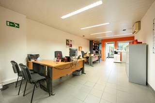 Commercial à vendre à Malle