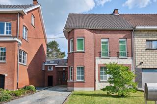 Stijlvol wonen op een goede locatie!Deze charmante woning aan de Leopoldlaan combineert een uitstekende bereikbaarheid met de rust van een centrale...