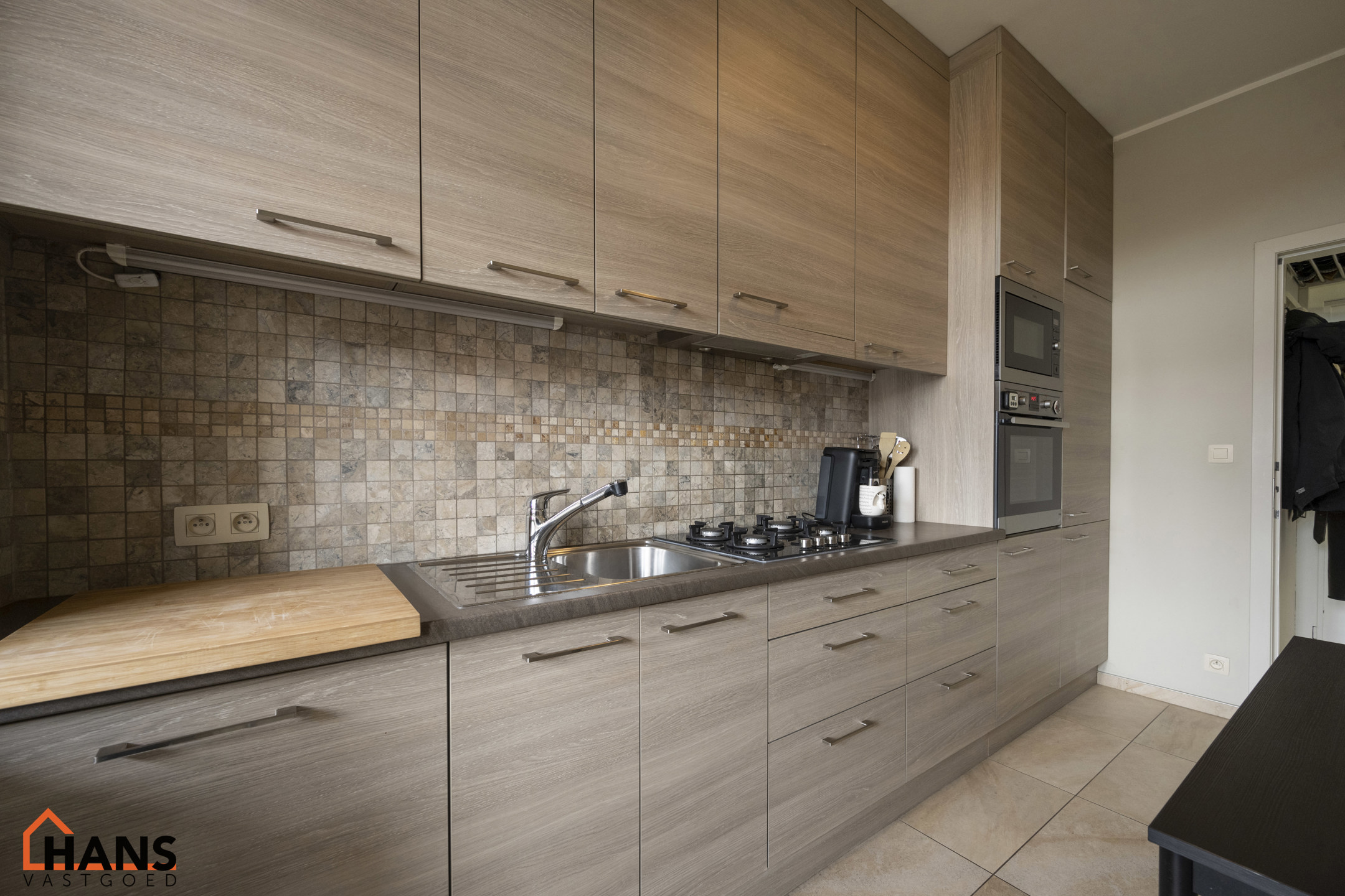 Recent gerenoveerd appartement op de 2de verdieping zonder lift. - foto 5