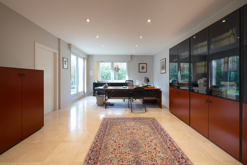 Ruim kantoor van 160 m2 met vlotte bereikbaarheid - foto 2