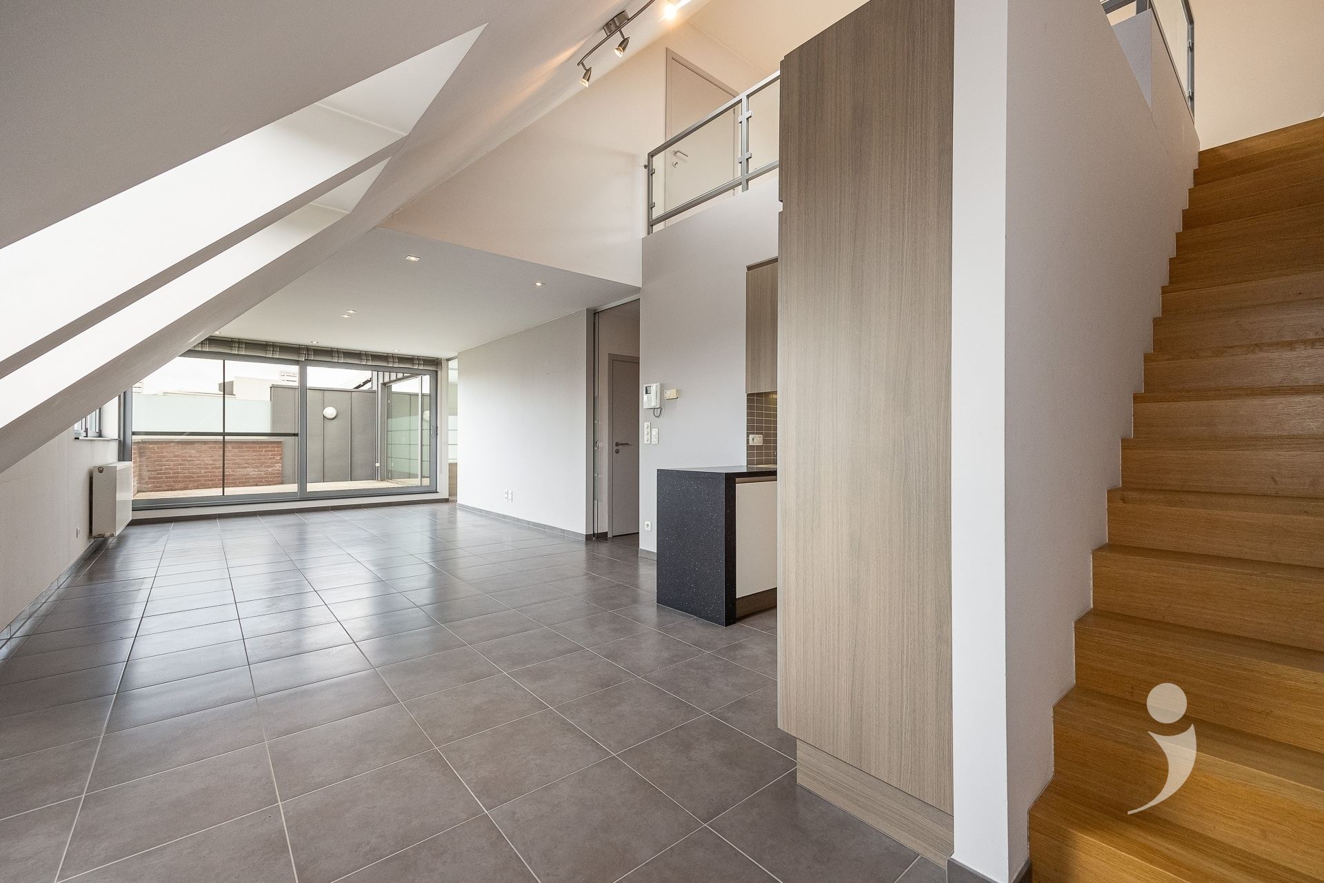 Zeer ruim duplexappartement in hartje Herent! - foto 5