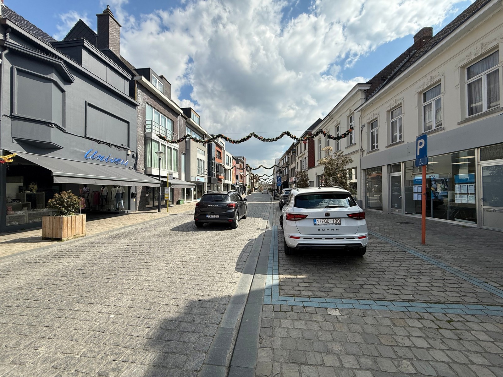 Handelsruimte met ruime etalage. - foto 2