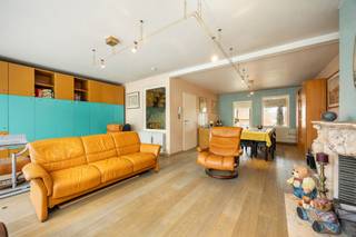 Op te frissen bel-etage woning met 4 slaapkamers, inpandige garage, stadstuin en terras gelegen in een doodlopende straat vlakbij het centrum...