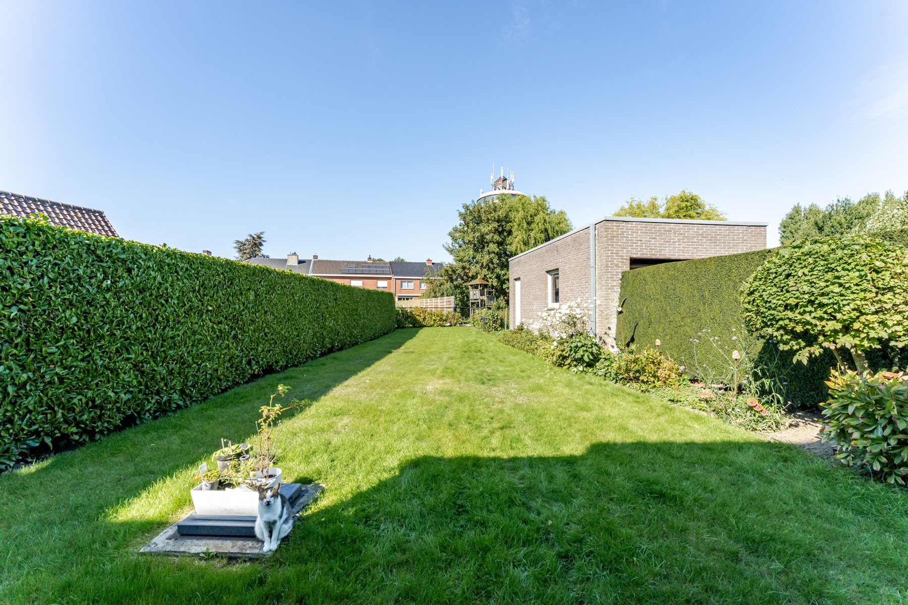 Verzorgde en lichtrijke gezinswoning met tuin en garage - foto 5