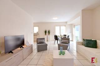 Op zoek naar comfortabel wonen op een centrale toplocatie? Dit lichtrijke en instapklare gelijkvloers appartement bevindt zich in het centrum...