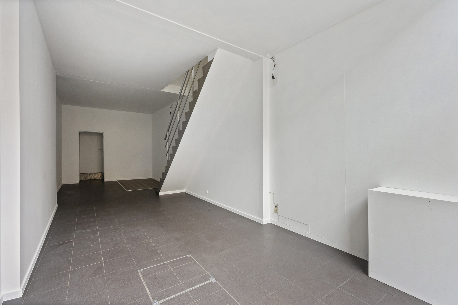 Rijwoning (2 slpks) met terras en inpandige garage - foto 3