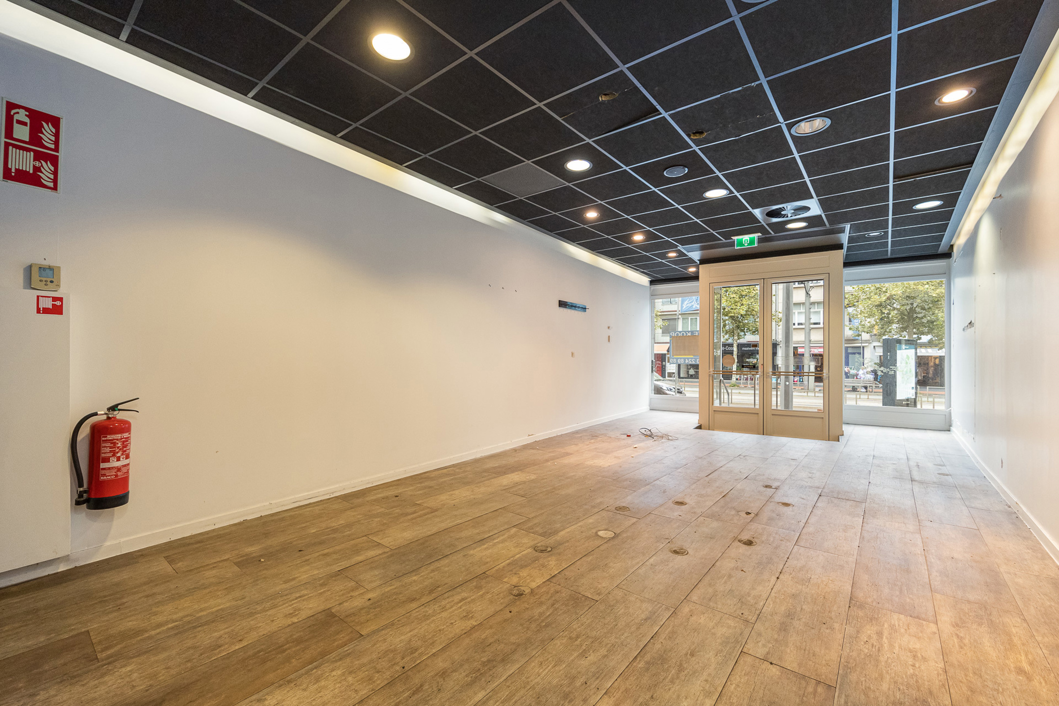 Handelshuis te koop in centrum Mortsel!  - foto 4