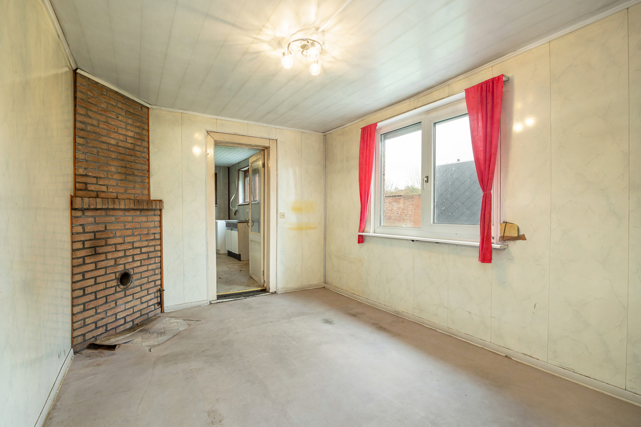 Volledig te renoveren woning met 3 slpk en tuin - foto 4