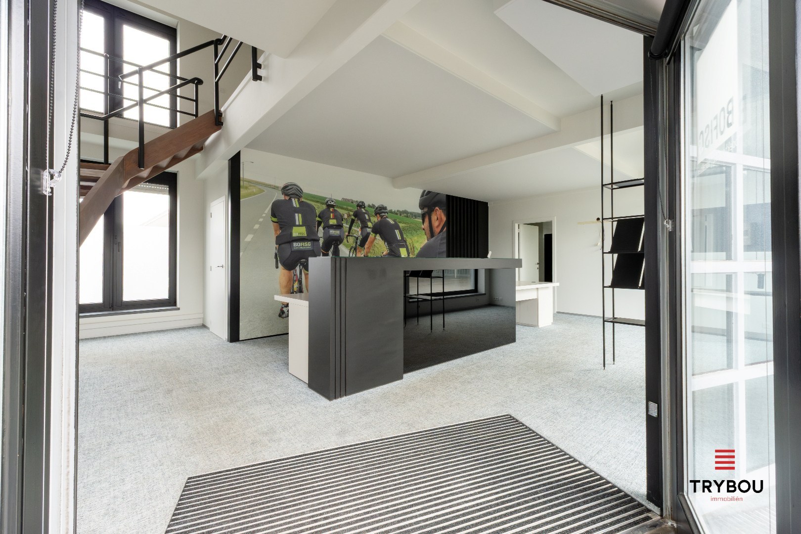 Commercial à louer à Ypres - photo 3