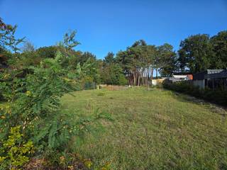 Deze mooie bouwgrond is ideaal gelegen langs de rustige Barbarastraat nabij het centrum van Tremelo met alle faciliteiten in de buurt. De Dijle...