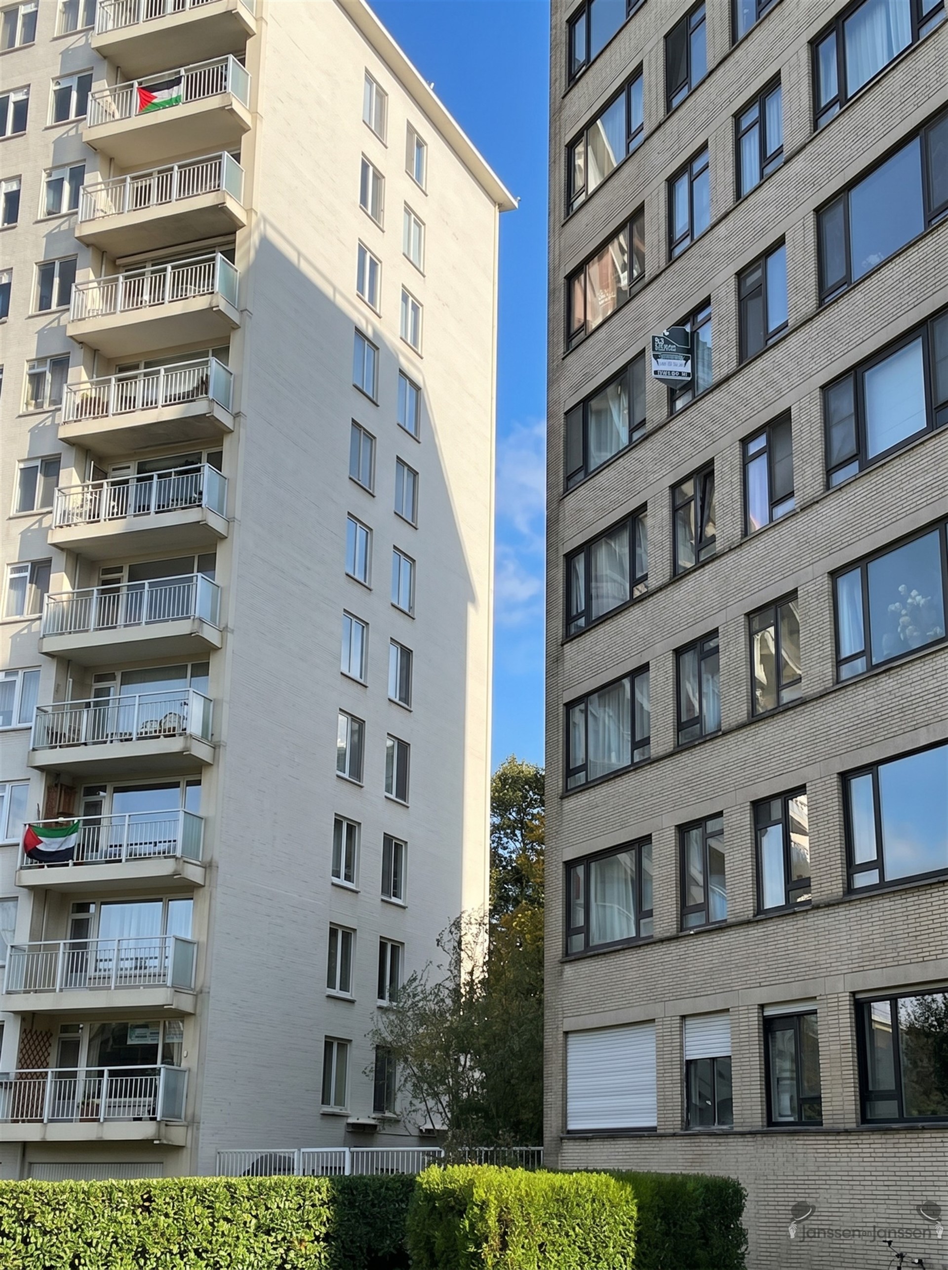 flat - photo 1