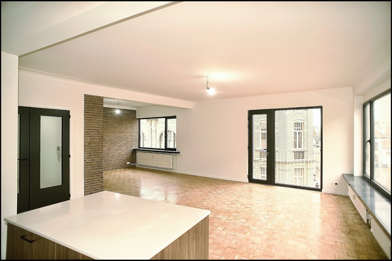 Instapklaar en lichtrijk appartement op toplocatie! - foto 5