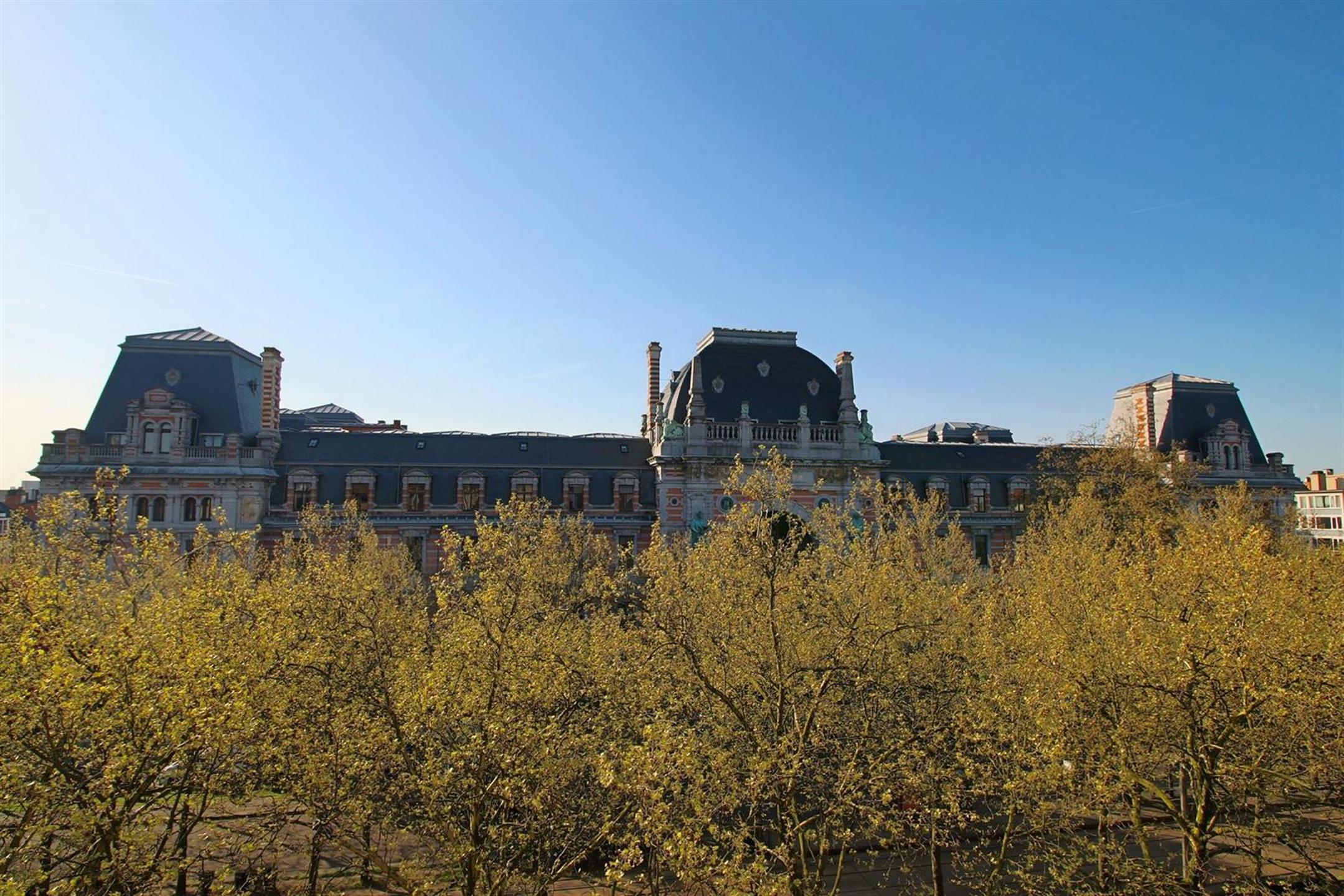 Apartment for rent in Antwerp with 2 bedrooms - photo 4