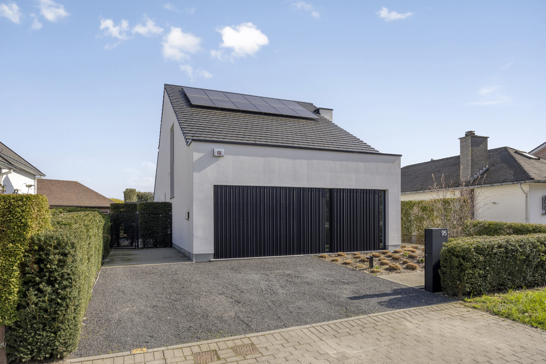 House for sale in Dilbeek with 3 bedrooms - photo 2