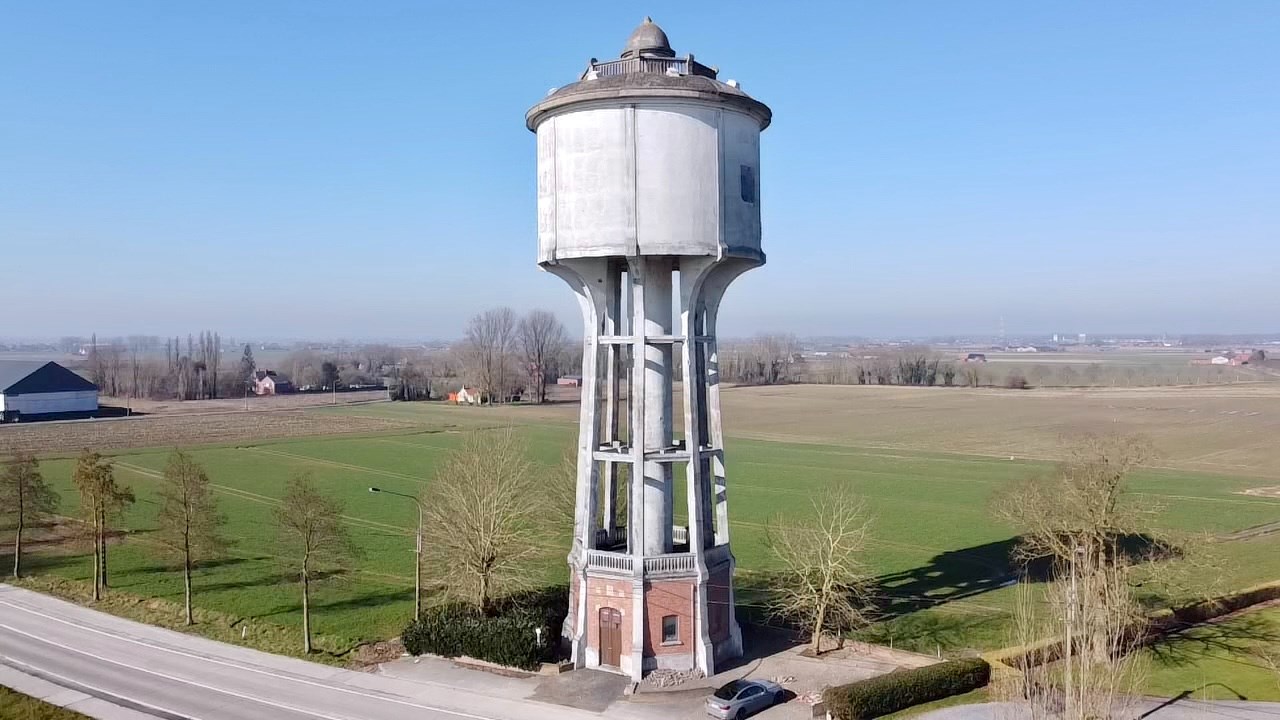 WATERTOREN MET VERGUNNING TOT VAKANTIEWONING VOOR 12 PERSONEN - foto 3