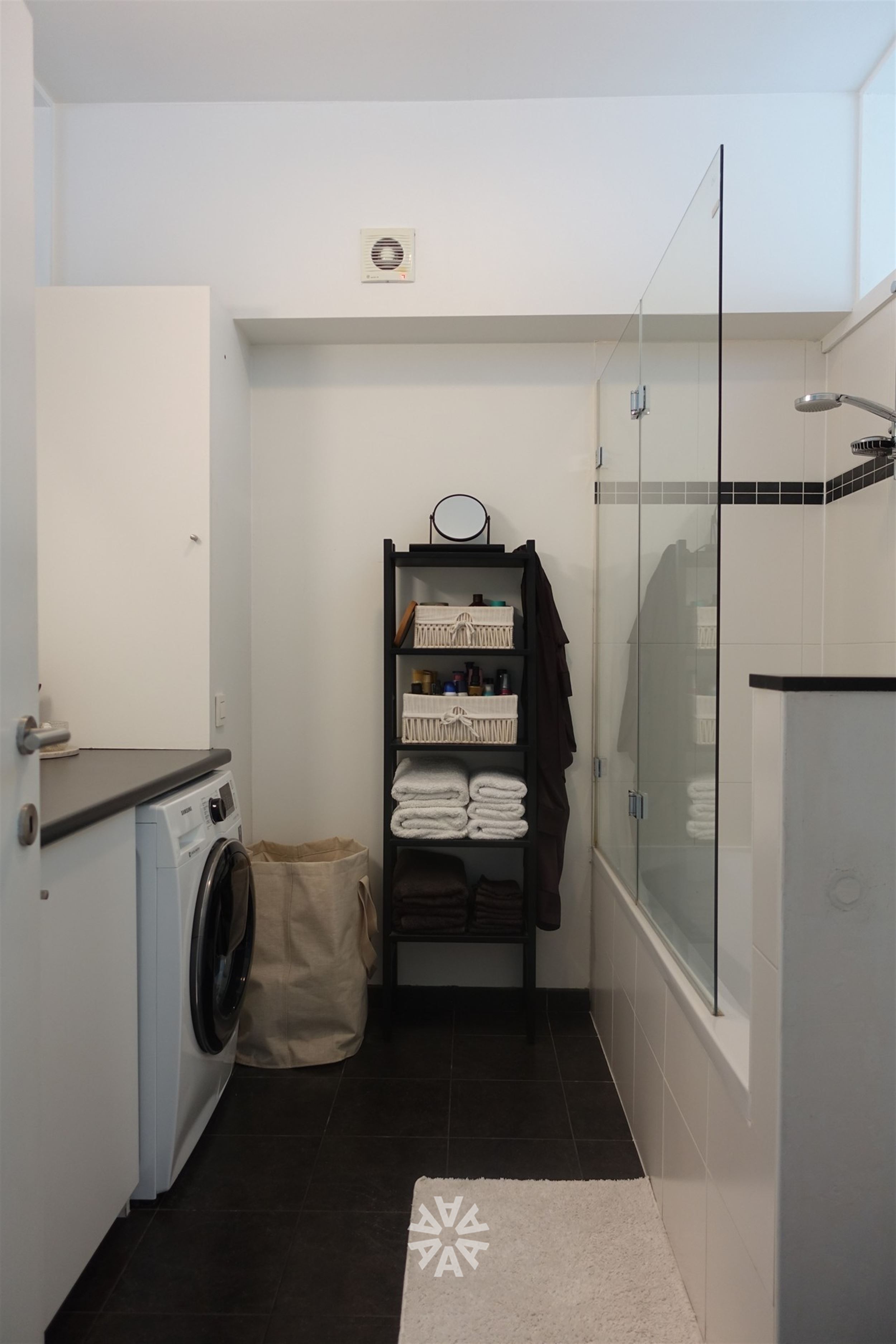 Lichtrijk gerenoveerd één slaapkamer appartement bij Sint-Jacobs - foto 4