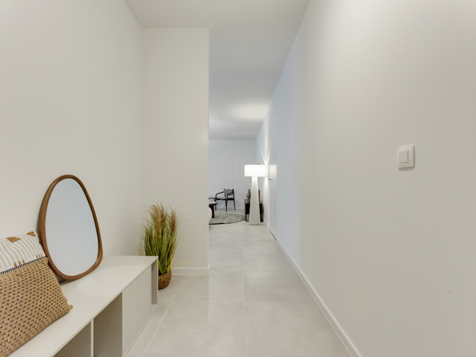 Lichtrijk 2-slaapkamerappartement met ruim (overdekt) terras - foto 2