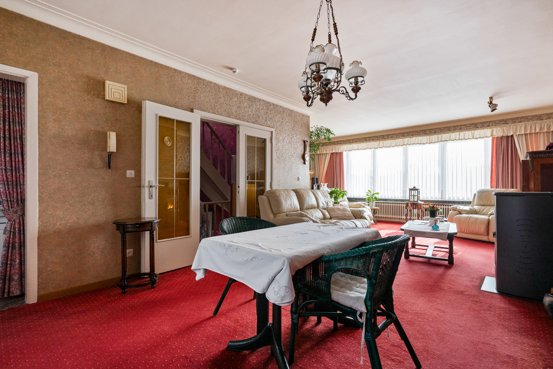 Ruime bel-étage met 3 slaapkamers en grote tuin - foto 4