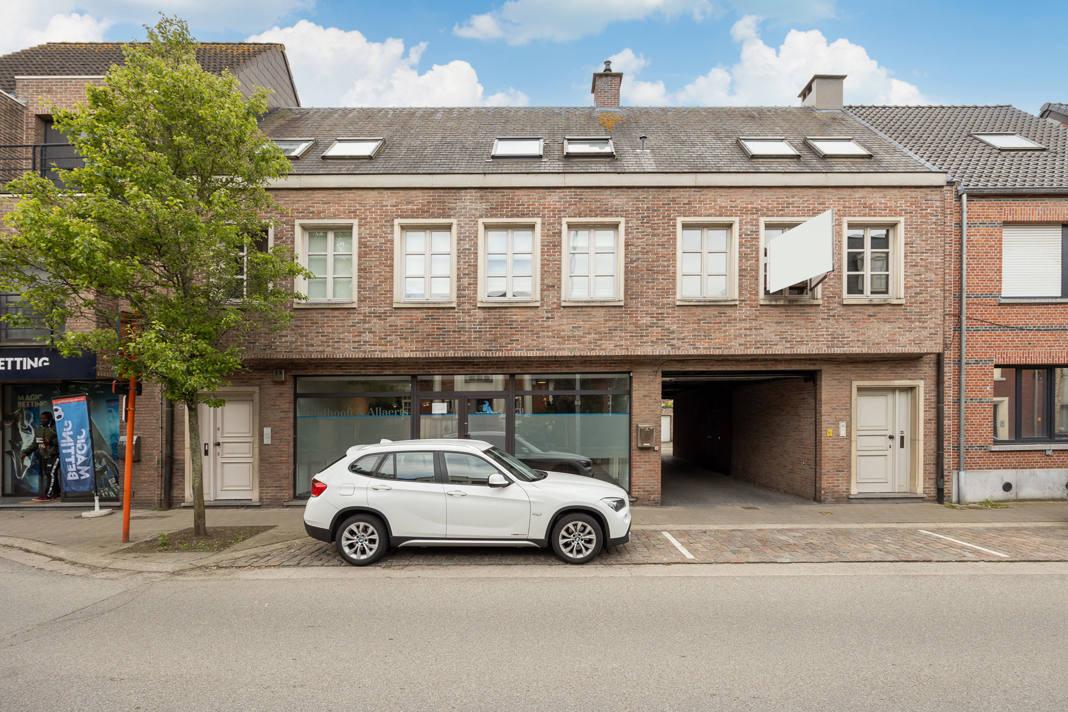 Ruim handelsgelijvkloers met veel mogelijkheden - foto 2