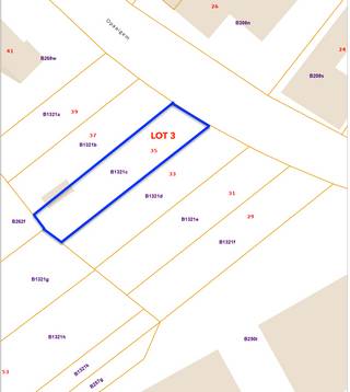 LAATSTE WONING TE KOOP:<br />Exclusieve, ruime BEN-nieuwbouwwoning met 3 à 4 slaapkamers in landelijke omgeving.<br /><br />Deze halfopen bebouwing is gelegen op een zeer gunstige en mooie locatie in het landelijke Aaigem waarbij alles voor het dagelijkse leven kortbij ter beschikking is zoals school, winkels, alle zorgverlening, bushalte, treinstation, vlotte verbinding naar E40 en als belangrijke troef zijn er de talrijke wandelwegen langs de achtergelegen velden en bossen. <br /><br />Hoogwaardige afwerking met duurzame materialen, innovatieve technieken en hernieuwbare energie is hier van toepassing. <br />De woning wordt volledig naar smaak van de koper afgewerkt. Alle materialen, alsook gevelsteen zijn vrij te kiezen.<br />De mooie, ruime tuin en terras zijn Z-georiënteerd. Dit geeft een rustig gevoel met zicht over de achtergelegen velden.<br /><br />Bij het binnenkomen in de inkomhal tref je een afzonderlijk toilet, berging en bureauruimte.<br />Er is een lichtrijke leefruimte op halfopen keuken met zicht op terras en tuin.<br />Op de eerste verdieping is er een ruime badkamer met ligbad, douche, lavabo en toilet. Daarnaast zijn er 3 slaapkamers aanwezig.<br />Op de 2de verdieping is er een technische ruimte en zijn er nog 2 kamers mogelijk.<br /><br />Bergplaats, tuinhuis, poolhouse kan met max 30m2.<br />Onder het terras is een ruime buitenberging voorzien.<br />Grondwaarde is 135 000€ (lot 3) aan registratie. De constructiewaarde is 312 000€ aan BTW.<br />Bij interesse en meer info contacteer Kristien 0475 496218.