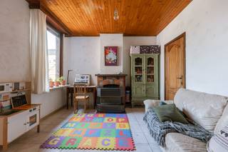 Geheel te renoveren woning met groot potentieel in MaldegemOp zoek naar een woning met tal van mogelijkheden? Deze halfopen bebouwing in Maldegem...