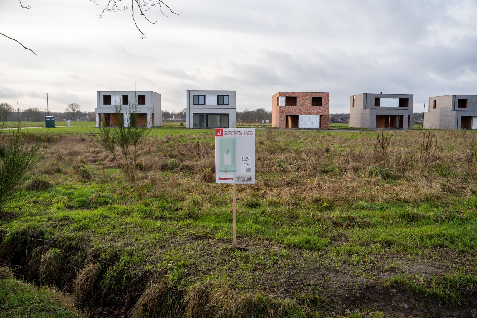 Bouwgronden voor open bebouwing in landelijke omgeving - photo 2