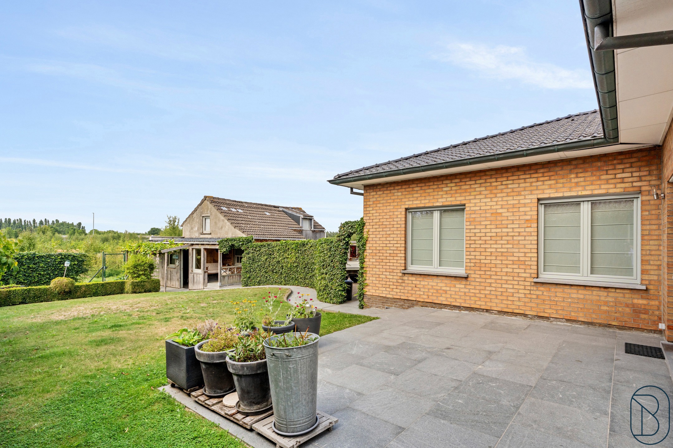 Rustig en aangenaam gelegen leuke bungalow met tuin - foto 4